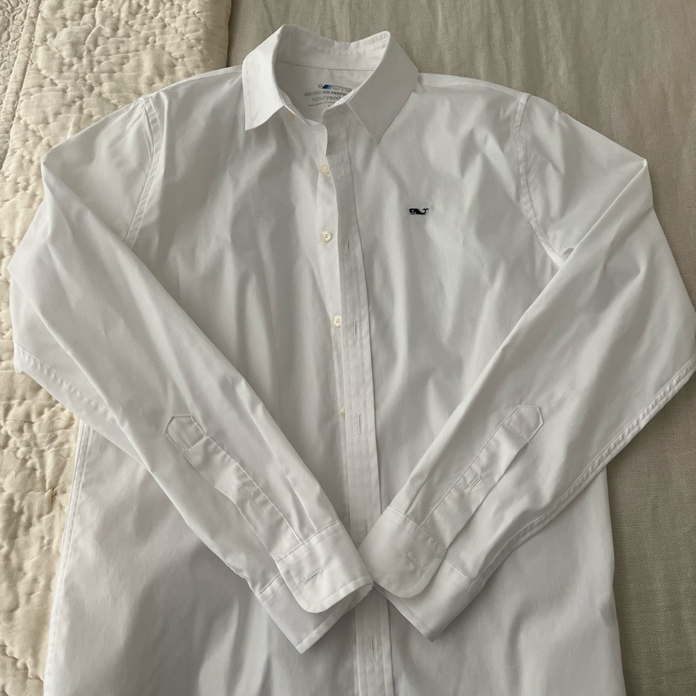 Vineyard Vines Boys Dress Shirt - On the Go Performance material. WORN ONCE.